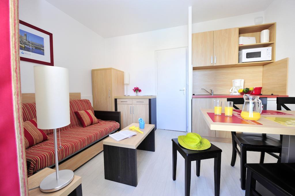 Residence Goelia Le Grand Bleu Le Barcarès Kamer foto